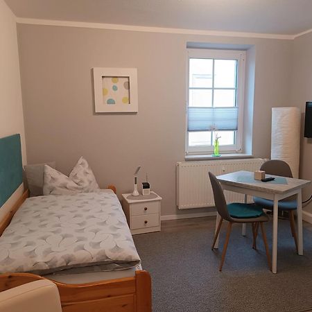 Apartment "Kleine Bleibe" 皮尔纳 外观 照片