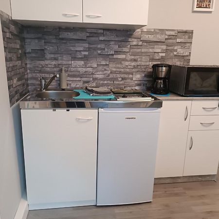 Apartment "Kleine Bleibe" 皮尔纳 外观 照片
